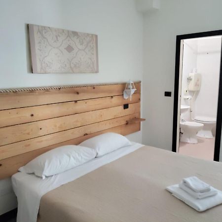 Hotel Garisenda B&B - In Centro A Riccione - Eksteriør billede