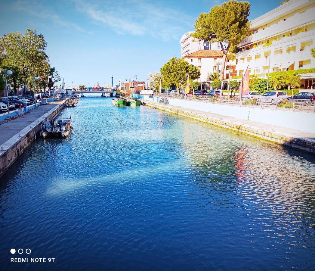 Hotel Garisenda B&B - In Centro A Riccione - Eksteriør billede