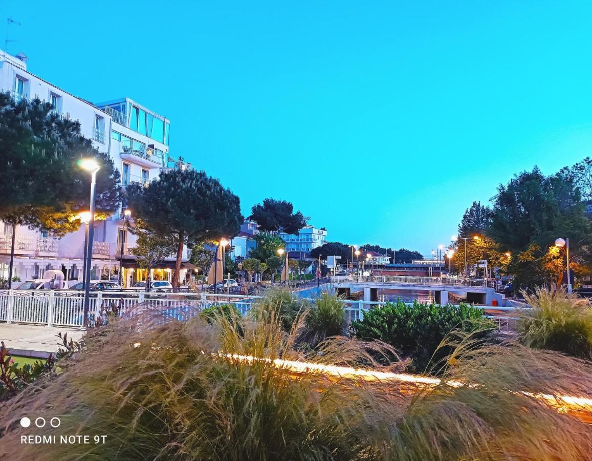 Hotel Garisenda B&B - In Centro A Riccione - Eksteriør billede