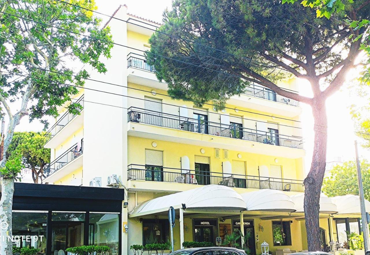 Hotel Garisenda B&B - In Centro A Riccione - Eksteriør billede