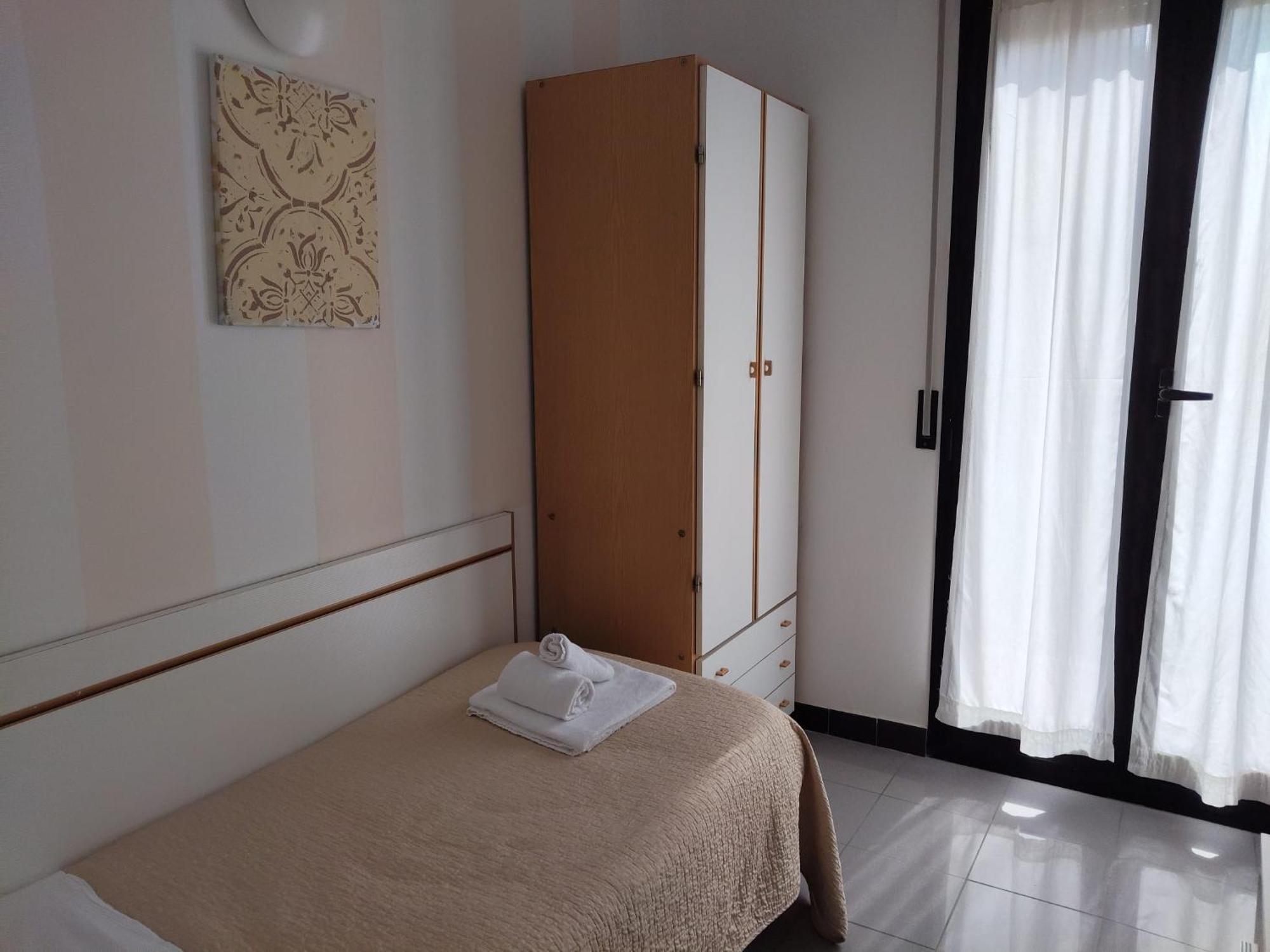 Hotel Garisenda B&B - In Centro A Riccione - Eksteriør billede
