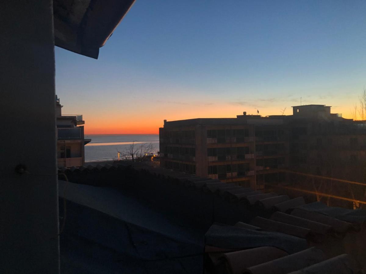 Hotel Garisenda B&B - In Centro A Riccione - Eksteriør billede
